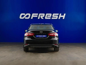 Седан Toyota Camry 2019 года, 2646434 рублей, Москва