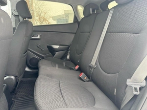 Хетчбэк Kia Rio 2015 года, 879000 рублей, Ижевск