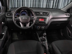 Седан Kia Rio 2014 года, 899000 рублей, Тюмень