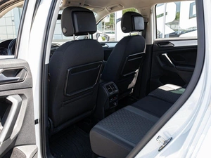 Внедорожник Volkswagen Tiguan 2018 года, 2425000 рублей, Краснодар