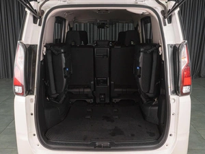 Минивэн Nissan Serena 2019 года, 1877000 рублей, Тюмень