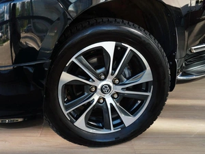 Внедорожник Toyota Land Cruiser 2019 года, 7899999 рублей, Тверь