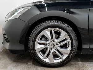 Седан Honda Accord 2017 года, 2100000 рублей, Красноярск