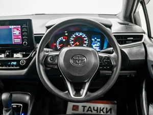 Хетчбэк Toyota Corolla 2020 года, 1900000 рублей, Красноярск