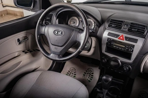 Хетчбэк Kia Morning 2009 года, 599000 рублей, Томск