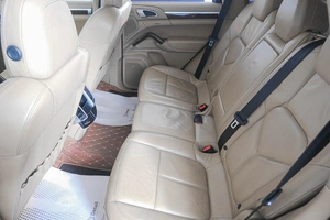 Внедорожник Porsche Cayenne 2011 года, 3219000 рублей, Кемерово