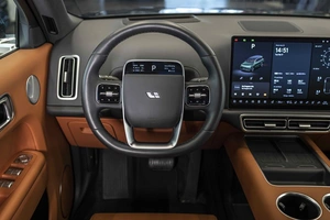 Внедорожник Li Auto L9 2024 года, 7399999 рублей, Москва