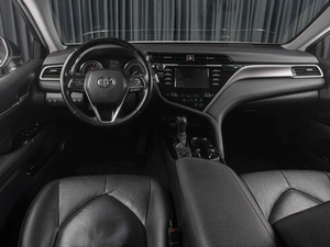 Седан Toyota Camry 2020 года, 3189000 рублей, Тюмень