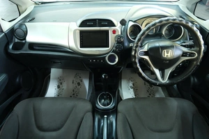 Хетчбэк Honda Fit 2010 года, 529000 рублей, Омск
