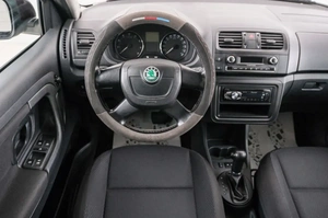 Хетчбэк Skoda Fabia 2012 года, 799000 рублей, Красноярск
