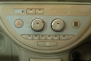 Минивэн Toyota Porte 2006 года, 599000 рублей, Омск