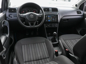 Седан Volkswagen Polo 2016 года, 780000 рублей, Волгоград