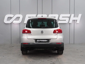 Внедорожник Volkswagen Tiguan 2016 года, 1749000 рублей, Воронеж