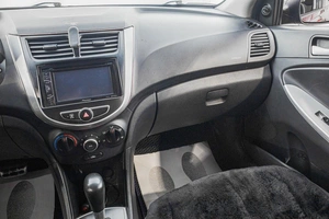 Хетчбэк Hyundai Solaris 2013 года, 839000 рублей, Барнаул