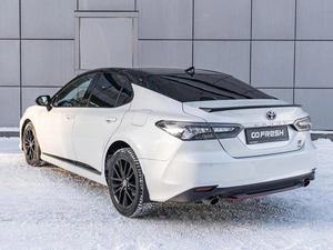 Седан Toyota Camry 2021 года, 3199000 рублей, Санкт-Петербург