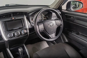 Универсал Toyota Corolla Fielder 2018 года, 1389000 рублей, Томск