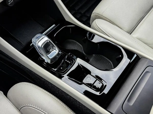 Внедорожник Volvo XC40 2020 года, 2999000 рублей, Большой Сочи