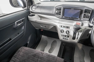 Хетчбэк Daihatsu Mira e:S 2017 года, 759000 рублей, Барнаул