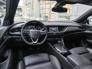 Универсал Opel Insignia 2020 года, 2169000 рублей, Санкт-Петербург