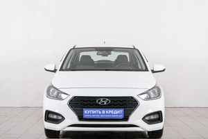 Седан Hyundai Solaris 2019 года, 1649000 рублей, Красноярск