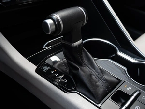 Седан Kia K5 2021 года, 3170000 рублей, Краснодар