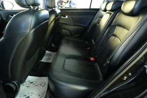 Внедорожник Kia Sportage 2011 года, 1499000 рублей, Омск
