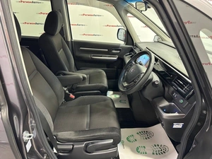 Минивэн Honda Stepwgn Spada 2021 года, 2300000 рублей, Красноярск
