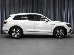 Внедорожник Volkswagen Touareg 2020 года, 5619000 рублей, Тюмень