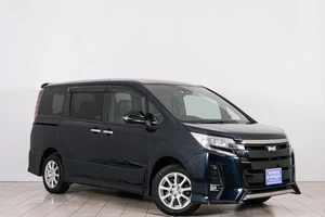 Минивэн Toyota Noah 2019 года, 2199000 рублей, Красноярск