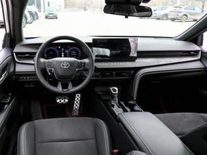 Седан Toyota Camry 2024 года, 4200000 рублей, Волгоград