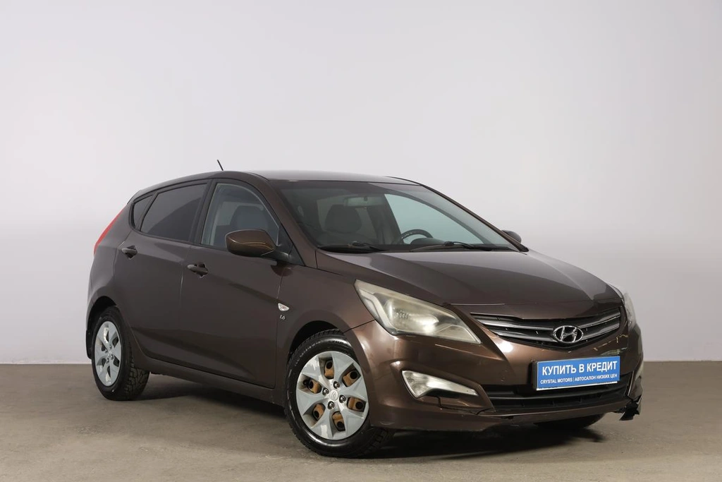 Хетчбэк Hyundai Solaris 2015 года, 959000 рублей, Новосибирск