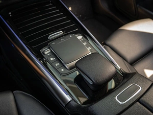 Внедорожник Mercedes-benz GLA-класс 2020 года, 3050000 рублей, Краснодар