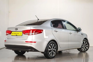 Седан Kia Rio 2016 года, 929000 рублей, Челябинск