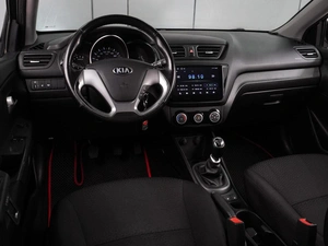 Седан Kia Rio 2015 года, 954000 рублей, Воронеж