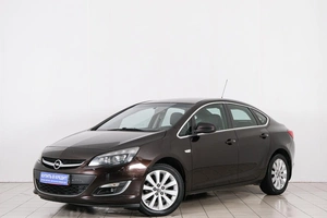 Седан Opel Astra 2014 года, 829000 рублей, Красноярск