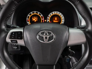 Седан Toyota Corolla 2010 года, 1265998 рублей, Тюмень