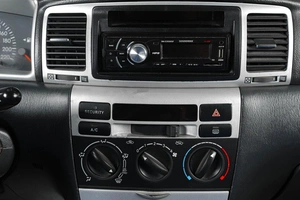 Седан Toyota Corolla 2003 года, 529000 рублей, Тюмень