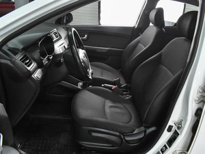 Седан Kia Rio 2015 года, 999000 рублей, Воронеж