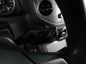 Внедорожник Volkswagen Tiguan 2011 года, 1449000 рублей, Воронеж