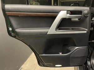 Внедорожник Toyota Land Cruiser 2019 года, 5000000 рублей, Красноярск