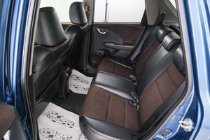 Универсал Honda Fit Shuttle 2012 года, 1129000 рублей, Красноярск
