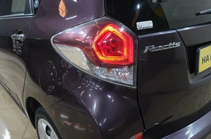 Хетчбэк Toyota Ractis 2014 года, 899000 рублей, Новокузнецк