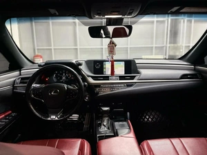 Седан Lexus ES 2020 года, 3597000 рублей, Красноярск