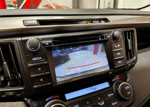 Внедорожник Toyota RAV4 2015 года, 2477000 рублей, Красноярск