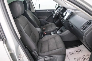 Внедорожник Volkswagen Tiguan 2013 года, 1299000 рублей, Красноярск