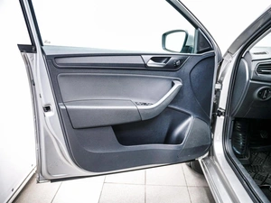 Лифтбек Volkswagen Polo 2021 года, 1429000 рублей, Красноярск