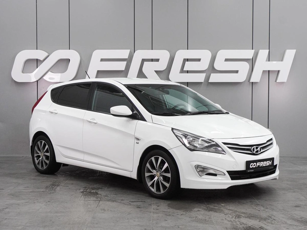 Хетчбэк Hyundai Solaris 2015 года, 980000 рублей, Воронеж