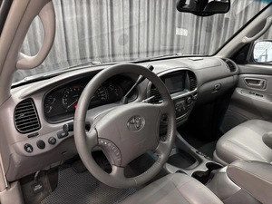 Внедорожник Toyota Sequoia 2005 года, 1850000 рублей, Красноярск