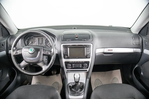 Универсал Skoda Octavia 2010 года, 929000 рублей, Пермь