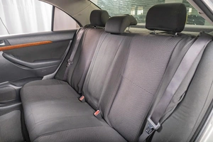 Седан Toyota Avensis 2007 года, 859000 рублей, Томск